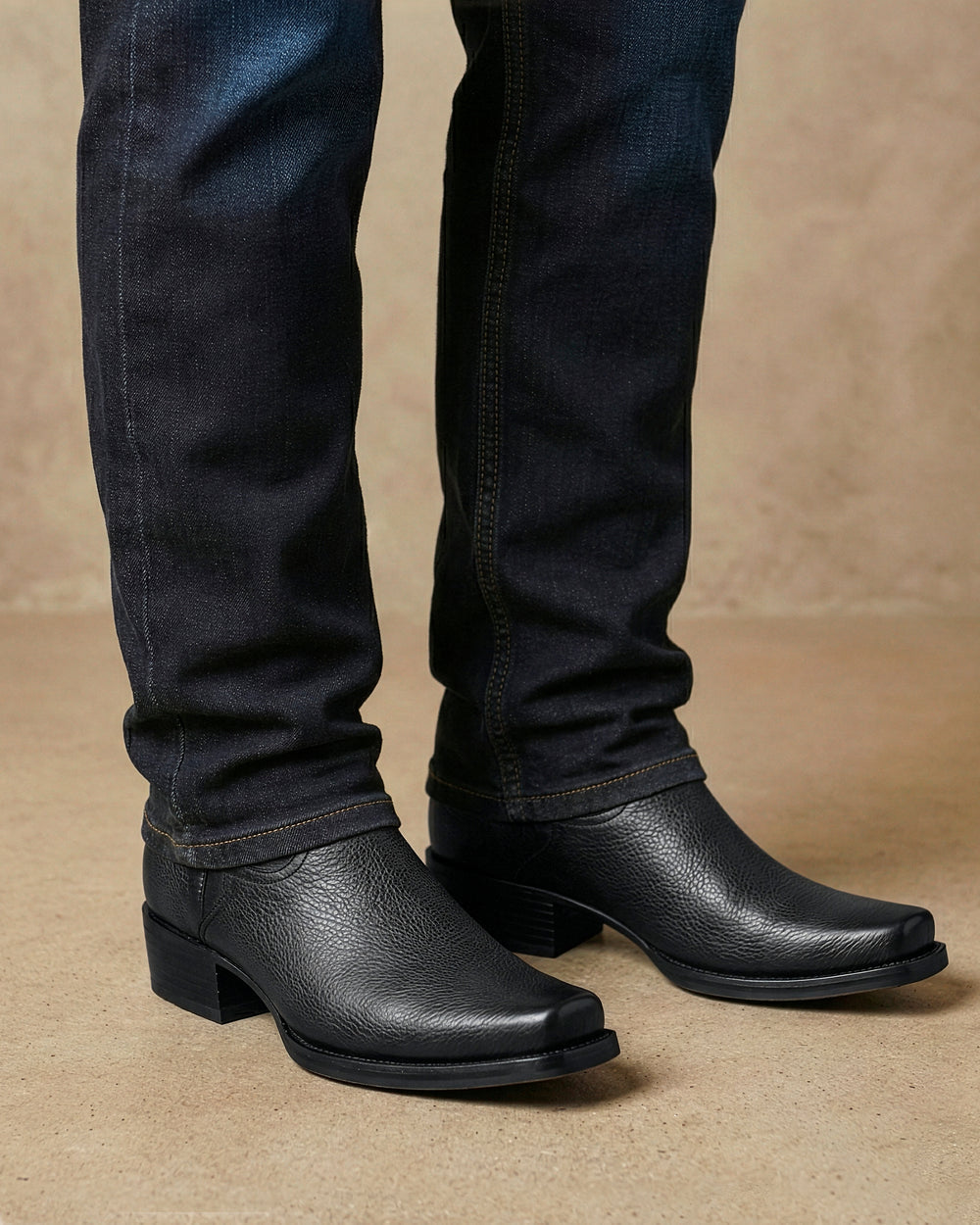 URBAN BOOT IN GENUINE ITALIAN DEER BLACK AND BOVINE LEATHER