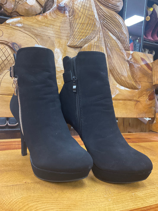Black stiletto high boot
