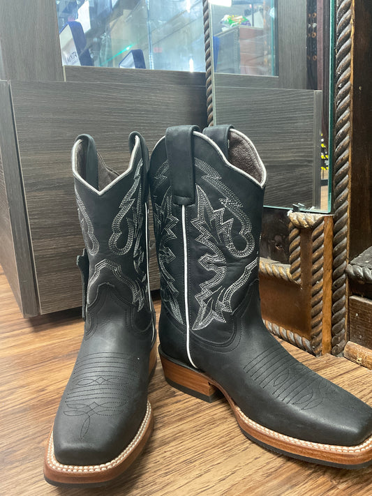 McAllen Wmns black boots