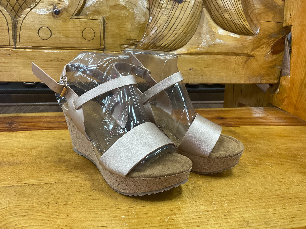 Flat rose gold high heel