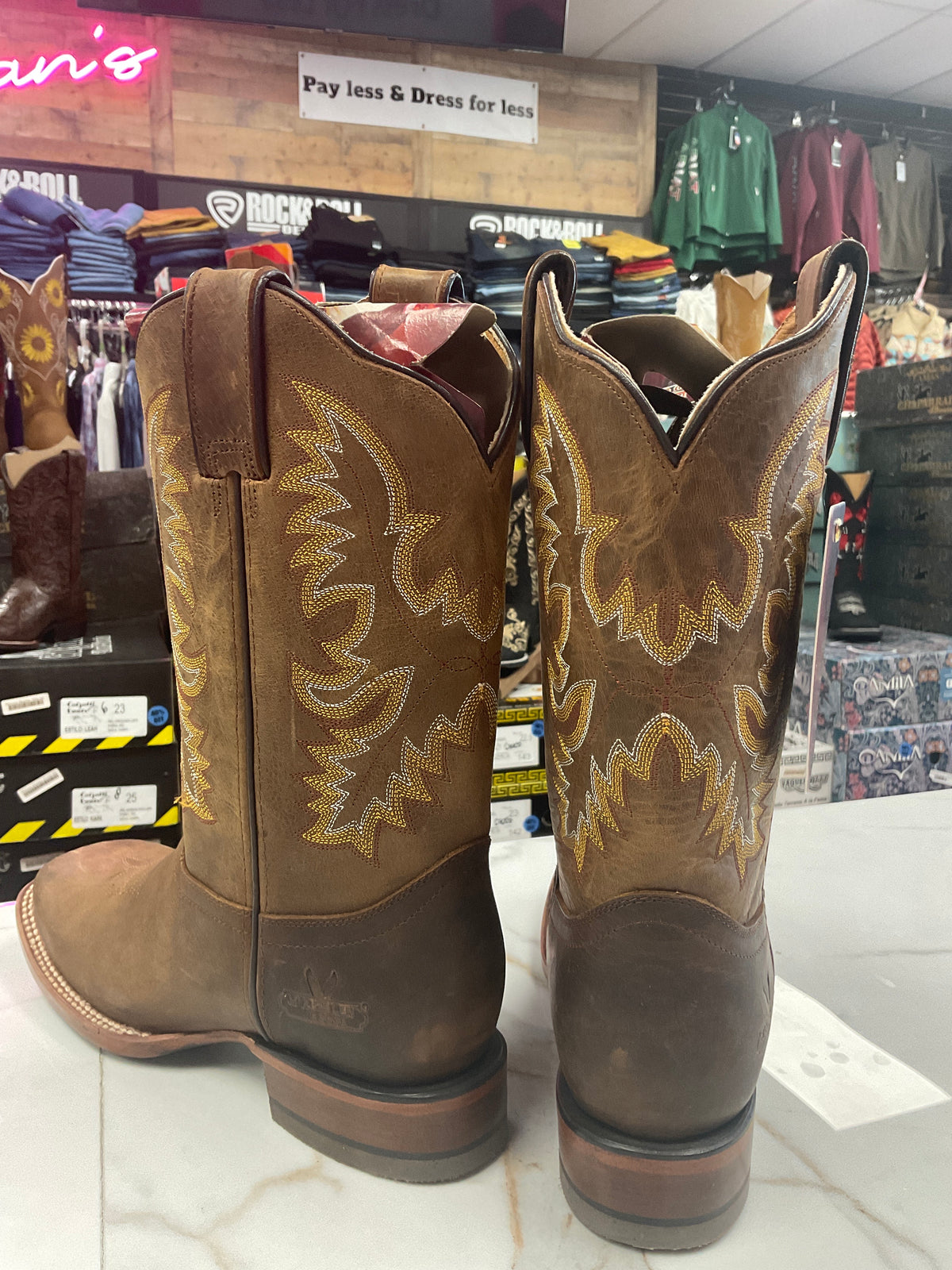 McAllen Wmns brown square toe boot
