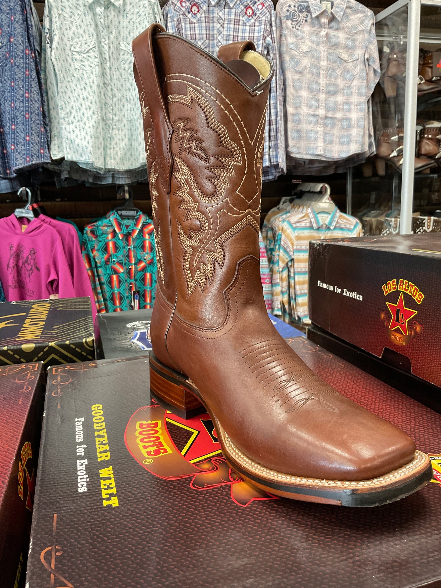 Los Altos boots rodeo square toe pull up brown