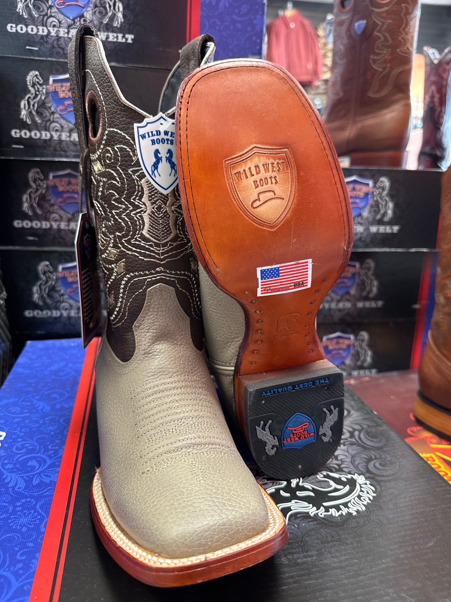 Wild West boots men’s wide square two grizzly phomex made in the USA