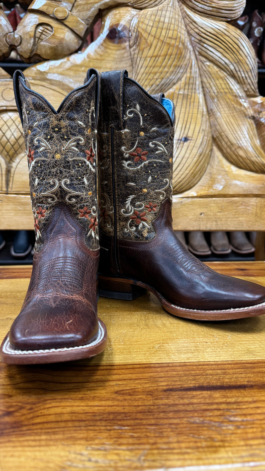 Mc Allen women’s brown cowgirl boots